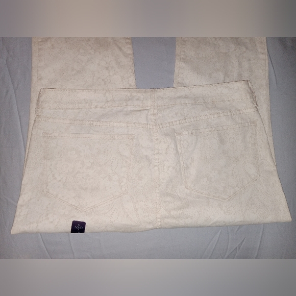 💣NYDJ JEANS/PANTS CREAM W/  PAISLEY PRINT SZ 14 - Picture 5 of 6